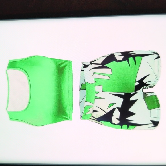 2 piece solid crop - Picture 2 of 2